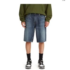 Levi's 469 loose shorts size 42 NWT